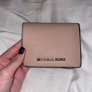 Micheal Kors wallet